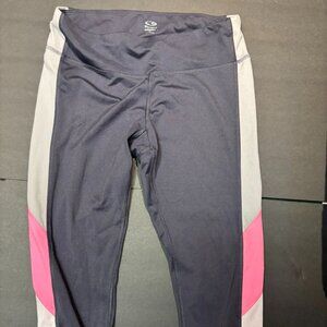 Champion Women’s Blue Capri Leggings – Size L – Athletic & Comfortable